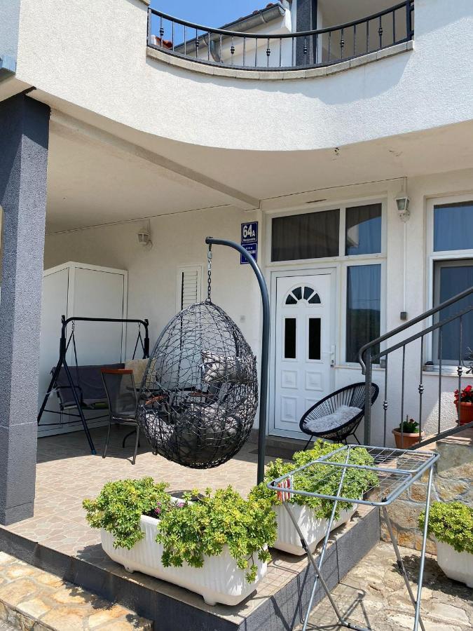 Apartment Viki Lozovac Exterior photo